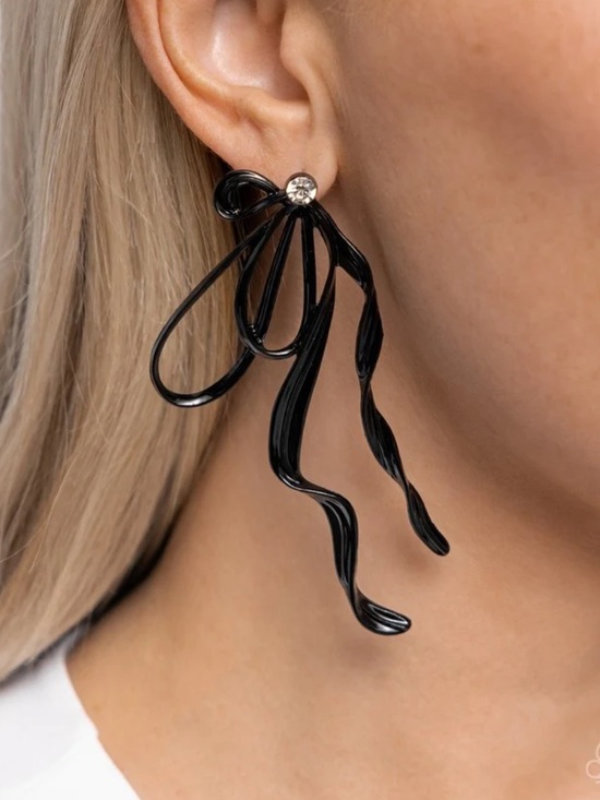 Paparazzi Jewelry - ⚫️🔲⚫️ “TRENDY TAPESTRY” BLACK EARRINGS ~ PAPARAZZI❗️⚫️🔲⚫️ UNUSUALLY BEAUTIFUL❗️